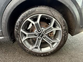 37540 : Hyundai Tours - EOS des Nations - KIA XCeed - XCeed - Gris Perle métallisé - Traction - Diesel/Micro-Hybride