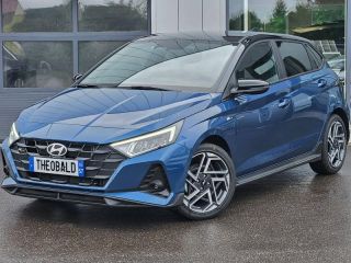57685 : Hyundai Metz - Theobald Automobiles - HYUNDAI i20 - i20 - Vibrant Blue Métal/Toit+rétros Black - Traction - Essence