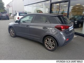 35400 : Hyundai Saint-Malo - GCA - HYUNDAI i20 - i20 - Star Dust/Toit rétro Phantom Black - Traction - Essence