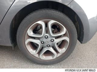 35400 : Hyundai Saint-Malo - GCA - HYUNDAI i20 - i20 - Star Dust/Toit rétro Phantom Black - Traction - Essence