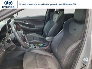 56000 : Hyundai Vannes - Park Lann Automobiles - HYUNDAI i30 Fastback - i30 Fastback - Dark Knight Métal - Traction - Essence/Micro-Hybride