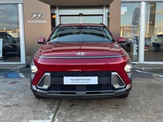 72100 : Hyundai Le Mans - GCA LE MANS - HYUNDAI Kona - Kona - Ultimate Red métallisé - Traction - Hybride : Essence/Electrique