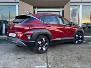 72100 : Hyundai Le Mans - GCA LE MANS - HYUNDAI Kona - Kona - Ultimate Red métallisé - Traction - Hybride : Essence/Electrique