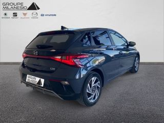 13300 : Hyundai Salon de Provence - Cap Milanesio - HYUNDAI i20 Intuitive - i20 III - Gris - Automate sequentiel - Essence sans plomb