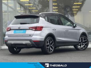 57200 : Hyundai Sarreguemines - Theobald Automobiles - SEAT Arona - Arona - Gris Urbain Métal/Toit Noir Minuit - Traction - Essence