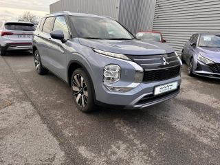 29200 : Hyundai Brest - Iroise Automobiles - MITSUBISHI Outlander - Outlander - Moonstone Grey Premium - Transmission intégrale - Hybride rechargeable : Essence/Electrique