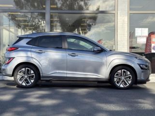 57200 : Hyundai Sarreguemines - Theobald Automobiles - HYUNDAI Kona - Kona - Shimmering Silver Métal - Traction - Electrique