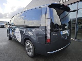 56000 : Hyundai Vannes - Park Lann Automobiles - HYUNDAI Staria - Staria - Graphite Gray Metal - Traction - Hybride : Essence/Electrique