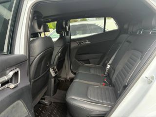 89100 : Hyundai Sens - APS - KIA Sportage - Sportage - Blanc - Transmission intégrale - Hybride rechargeable : Essence/Electrique