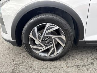 56000 : Hyundai Vannes - Park Lann Automobiles - HYUNDAI Bayon - Bayon - Lumen Gray Métal - Traction - Essence