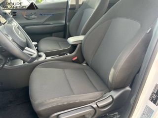 13300 : Hyundai Salon de Provence - Cap Milanesio - HYUNDAI KONA Intuitive - KONA (02/2023) - ATLAS WHITE - Boîte manuelle - Essence sans plomb