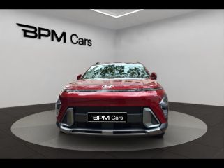92130 : Hyundai ISSY-LES-MOULINEAUX - BPM Cars - HYUNDAI Kona - Kona - Ultimate Red métallisé - Traction - Hybride : Essence/Electrique
