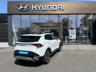 14400 : Hyundai Bayeux - Trajectoire Automobiles - KIA Sportage - Sportage - Blanc Sensation nacré - Traction - Essence/Micro-Hybride