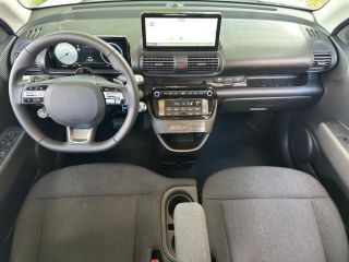 13200 : HYUNDAI Arles - Lexa Automobile - HYUNDAI INSTER Intuitive - INSTER - Blanc - Automate à fonct. Continu - Courant électrique