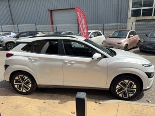 04100 : Hyundai Manosque - Pedinielli - HYUNDAI KONA ELECTRIC Intuitive - KONA ELECTRIQUE - BLANC - Automate à fonct. Continu - Courant électrique