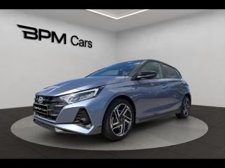 45200 : Hyundai Montargis - BPM Cars - HYUNDAI i20 - i20 - Meta Blue Métal/Toit+rétros Black - Traction - Essence