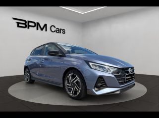 45200 : Hyundai Montargis - BPM Cars - HYUNDAI i20 - i20 - Meta Blue Métal/Toit+rétros Black - Traction - Essence
