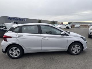 56000 : Hyundai Vannes - Park Lann Automobiles - HYUNDAI i20 - i20 - Atlas White - Traction - Essence