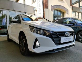 78000 : Hyundai Versailles - SOCOHY - HYUNDAI i20 - i20 - Polar White - Traction - Essence