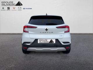 13290 : Hyundai Aix en Provence - Cap Milanesio - RENAULT CAPTUR Initiale Paris - CAPTUR (11/2019-04/2024) - Blanc - Boîte hybride multimode - Essence / Courant électrique