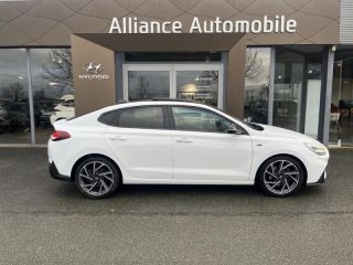 28600 : Hyundai GCH Chartres - HYUNDAI i30 Fastback - i30 Fastback - Polar White - Traction - Essence/Micro-Hybride