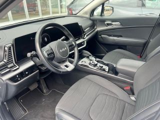 89100 : Hyundai Sens - APS - KIA Sportage - Sportage - Blanc Sensation nacré - Transmission intégrale - Hybride rechargeable : Essence/Electrique