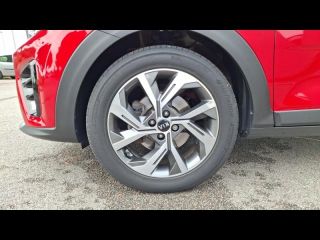56000 : Hyundai Vannes - Park Lann Automobiles - KIA Stonic - Stonic - Rouge Grenadine métallisé - Traction - Essence/Micro-Hybride