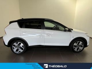 57100 : Hyundai Thionville - Théobald Automobiles - HYUNDAI Bayon - Bayon - Atlas White/Toit/rétros Black - Traction - Essence/Micro-Hybride
