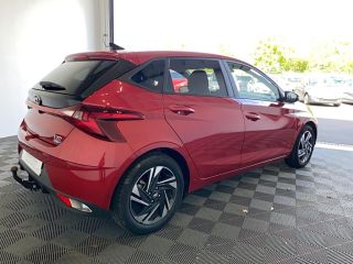 85000 : Hyundai MoceanRent | La Roche-sur-Yon - Océane Auto - HYUNDAI i20 Business - i20 III - Rouge - Boîte manuelle - Essence sans plomb