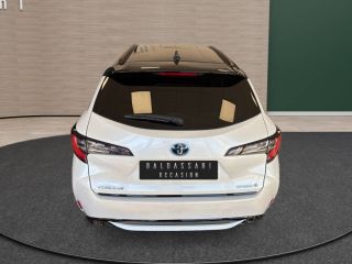 83130 : Hyundai Toulon - Autodif SAS - Groupe BALDASSARI - TOYOTA COROLLA TOURING SPORTS HYBRIDE GR Sport - COROLLA XII - BLANC - Automate à fonct. Continu - Essence / Courant électrique