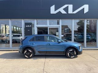 89100 : Hyundai Sens - APS - KIA Niro - Niro - Bleu Minéral Métallisé/Montant Noir - Traction - Hybride : Essence/Electrique