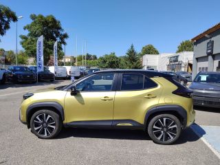 84120 : Hyundai PERTUIS - SA PEDINIELLI - TOYOTA YARIS CROSS HYBRIDE Collection - YARIS CROSS - Jaune - Automate à fonct. Continu - Essence / Courant électrique