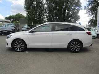 91100 : Hyundai Corbeil-Essonnes - CAP Fournier - HYUNDAI i30 SW Creative - i30 III - Blanc - Boîte manuelle - Essence sans plomb