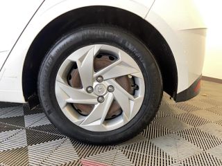 85000 : Hyundai MoceanRent | La Roche-sur-Yon - Océane Auto - HYUNDAI i20 Initia - i20 III - Blanc - Boîte manuelle - Essence sans plomb