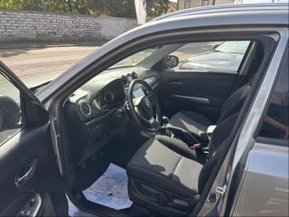89100 : Hyundai Sens - APS - SUZUKI Vitara - Vitara - Galactic Gray métallisé - Traction - Essence/Micro-Hybride