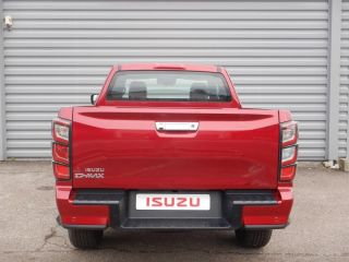 52000 : Hyundai Chaumont - Garage Michel Bazin - ISUZU D-Max - D-Max - Red Spinel Mica métal - Transmission intégrale enclenc - Diesel