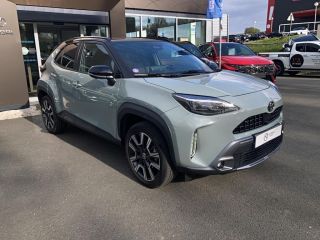 49070 : Hyundai Angers - Oceane Automobiles - TOYOTA YARIS CROSS HYBRIDE Premiere - YARIS CROSS - Gris - Automate à fonct. Continu - Essence / Courant électrique