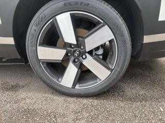 89100 : Hyundai Sens - APS - HYUNDAI Santa Fe - Santa Fe - Cyber Sage Métal - Transmission intégrale - Hybride rechargeable : Essence/Electrique