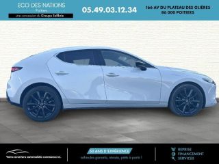 86000 : Hyundai Poitiers - Eco des Nations - MAZDA Mazda 3 - Mazda 3 - Ceramic White Métallisé - Traction - Essence/Micro-Hybride