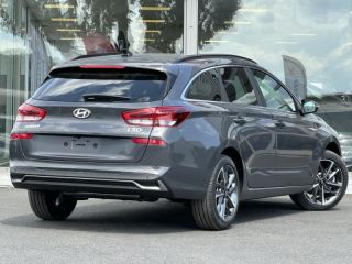 57200 : Hyundai Sarreguemines - Theobald Automobiles - HYUNDAI i30 SW - i30 SW - Ecotronic Grey métal - Traction - Essence