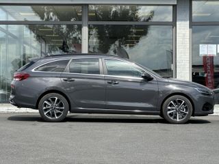 57200 : Hyundai Sarreguemines - Theobald Automobiles - HYUNDAI i30 SW - i30 SW - Ecotronic Grey métal - Traction - Essence