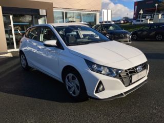 49070 : Hyundai Angers - Oceane Automobiles - HYUNDAI i20 Initia - i20 III - Blanc - Boîte manuelle - Essence sans plomb