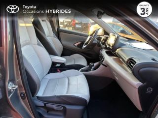 50000 : Hyundai Saint-Lô - GCA - TOYOTA Yaris - Yaris - Bronze imperial - Traction - Hybride : Essence/Electrique