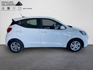13300 : Hyundai Salon de Provence - Cap Milanesio - HYUNDAI i10 Intuitive - i10 III - Blanc - Boîte manuelle - Essence sans plomb