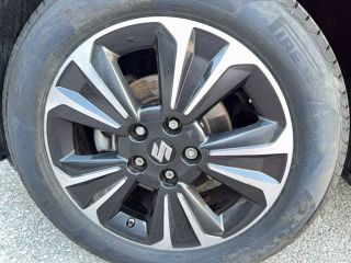 04100 : Hyundai Manosque - Pedinielli - SUZUKI VITARA Privilège - VITARA IV - Rouge - Boîte manuelle - Essence sans plomb