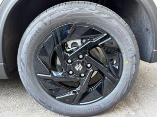 78000 : Hyundai Versailles - SOCOHY - SUZUKI Vitara - Vitara - So'Color Sphere Blue Pearl/Black métal - Traction - Essence/Micro-Hybride