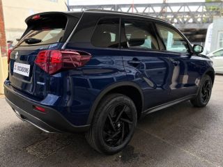 78000 : Hyundai Versailles - SOCOHY - SUZUKI Vitara - Vitara - So'Color Sphere Blue Pearl/Black métal - Traction - Essence/Micro-Hybride