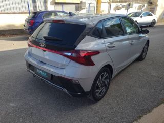 04100 : Hyundai Manosque - Pedinielli - HYUNDAI i20 Intuitive - i20 III - GRIS CLAIR - Automate sequentiel - Essence sans plomb