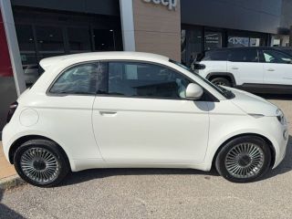 04100 : Hyundai Manosque - Pedinielli - FIAT 500e BERLINE MY22 SERIE 1 STEP 2 Icône - 500 III ELECTRIQUE - Blanc - Automate à fonct. Continu - Courant électrique