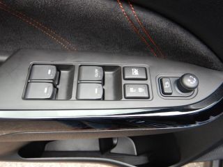 52000 : Hyundai Chaumont - Garage Michel Bazin - SUZUKI Vitara - Vitara - So'Color Sphere Blue Pearl/Black métal - Traction - Essence/Micro-Hybride